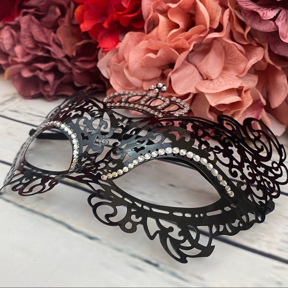 Black Metal and Crystal Venetian Masquerade Mask - Picture 8 of 16